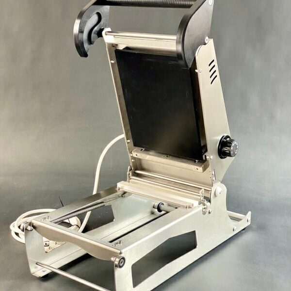 Maszyna do tacek AG02 MP BEZ RAMKI do PP, APET, CPET